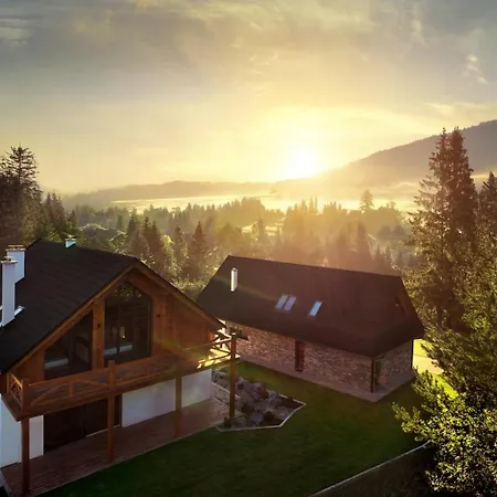 Oasis - Luxury 5-bedroom With Panoramic Views Деревянный коттедж Huty