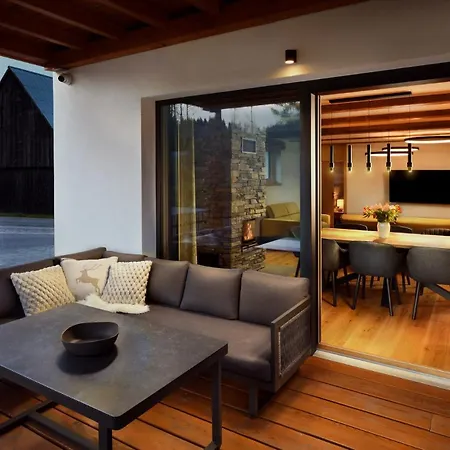 Oasis - Luxury 5-bedroom With Panoramic Views ロッジ *