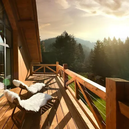 Lodge Oasis - Luxury 5-bedroom With Panoramic Views *