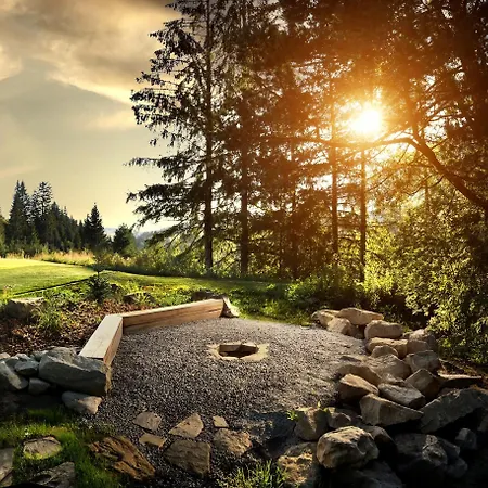 Oasis - Luxury 5-bedroom With Panoramic Views Деревянный коттедж Huty