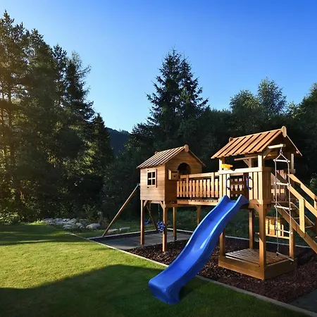 Oasis - 5 Bedroom & 5 Bathrooms & Uniqe Views Lodge