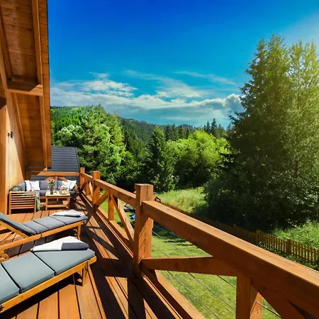 Oasis - Luxury 5-bedroom With Panoramic Views Huty