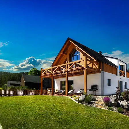 Oasis - Luxury 5-bedroom With Panoramic Views *