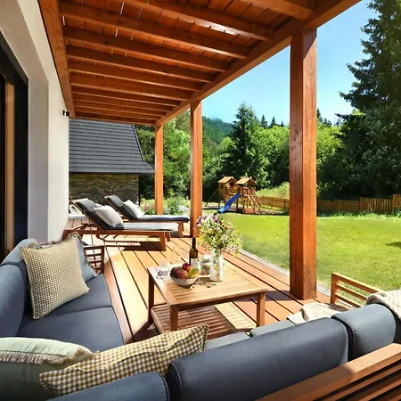 Oasis - Luxury 5-bedroom With Panoramic Views * Huty