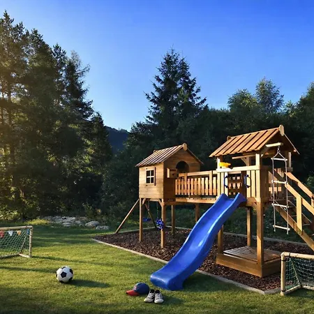 Oasis - Luxury 5-bedroom With Panoramic Views 山林小屋 *